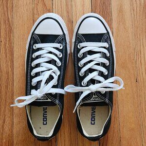 Converse Black Low Tops